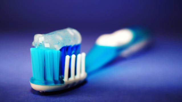 Periuța de dinți: Clasică versus electrică